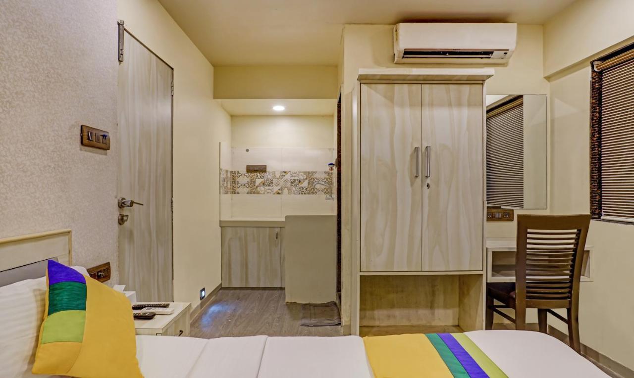 Treebo Trip Meadow Inn Mumbai Luaran gambar