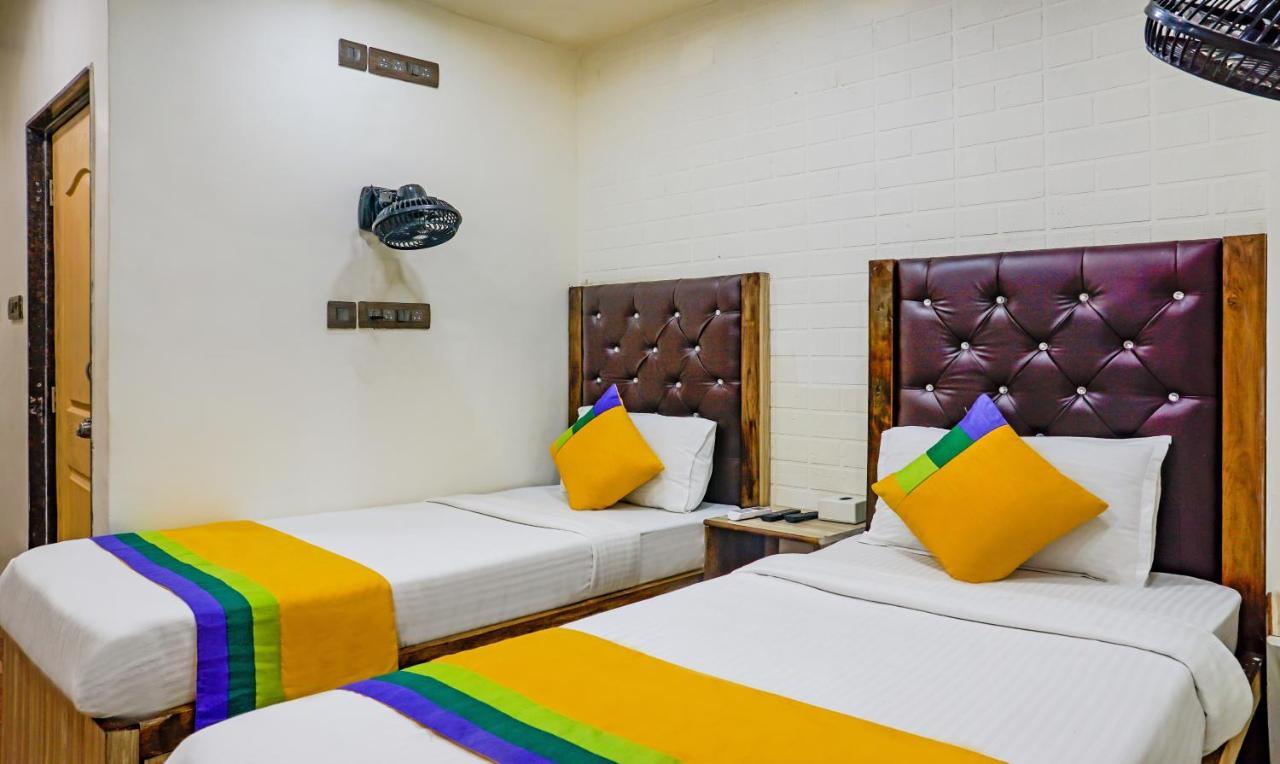 Treebo Trip Meadow Inn Mumbai Luaran gambar
