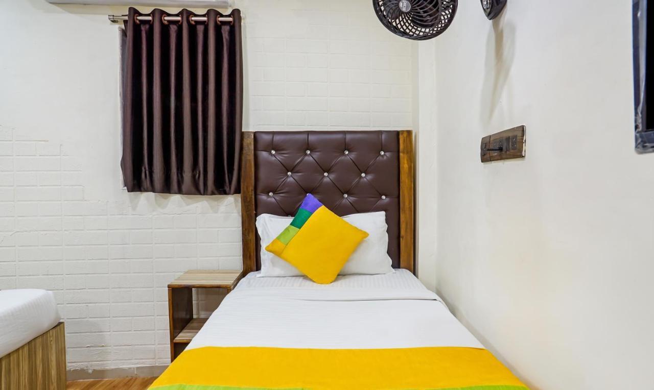 Treebo Trip Meadow Inn Mumbai Luaran gambar
